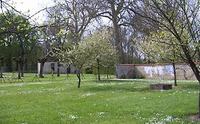 Le Chateau De Bressey & Son Orangerie